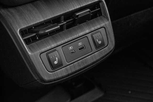 Nissan Ariya e4ORCE Evolve 87kWt