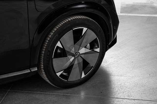 Nissan Ariya e4ORCE Evolve+ 87kWt